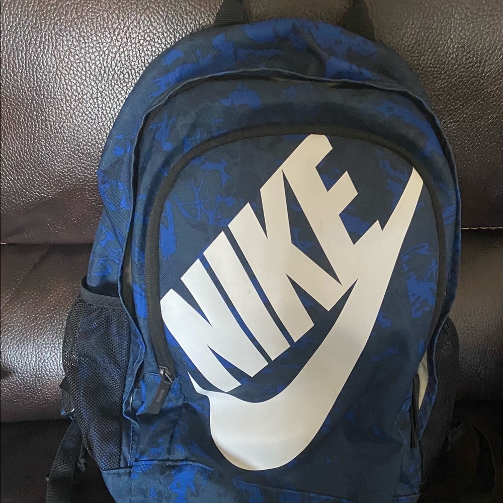 Nike backpack. Great condition. With matching backpack